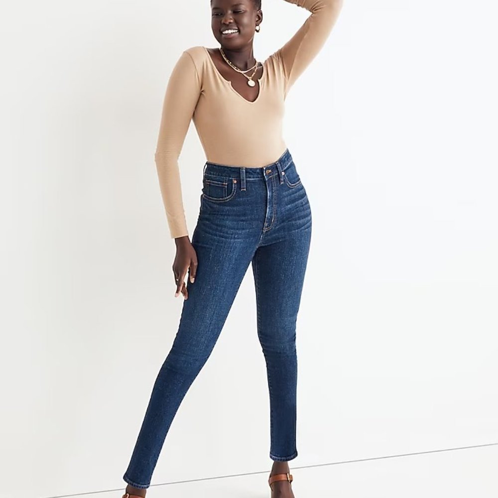 Curvy High-Rise Skinny Jeans in Seville Wash SIZE 27